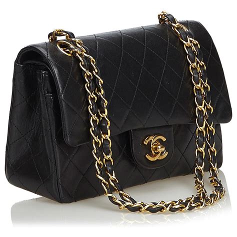 chanel 19 schwarz|Chanel lambskin handbags.